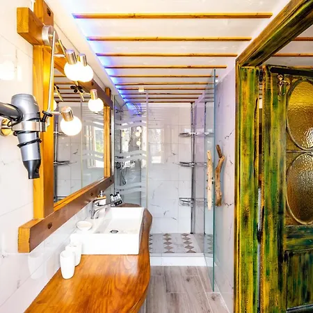 Cava D